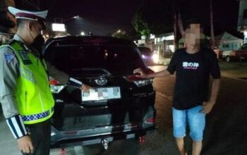 platpuith1.jpg platpuith1.jpg