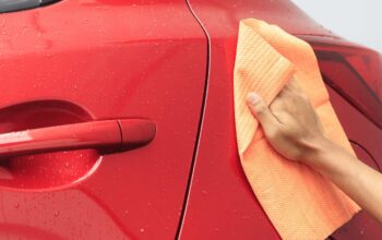 Cara Keringkan Mobil Tanpa Baret Setelah Dicuci